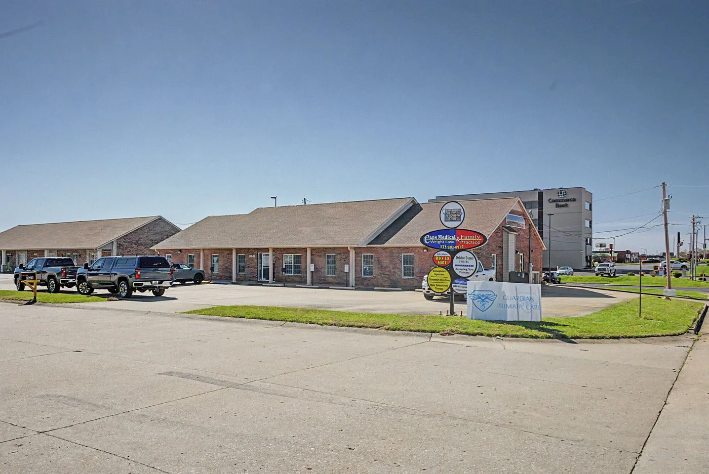 Photo 1 of 2441 Myra Dr, Cape Girardeau, MO 63703