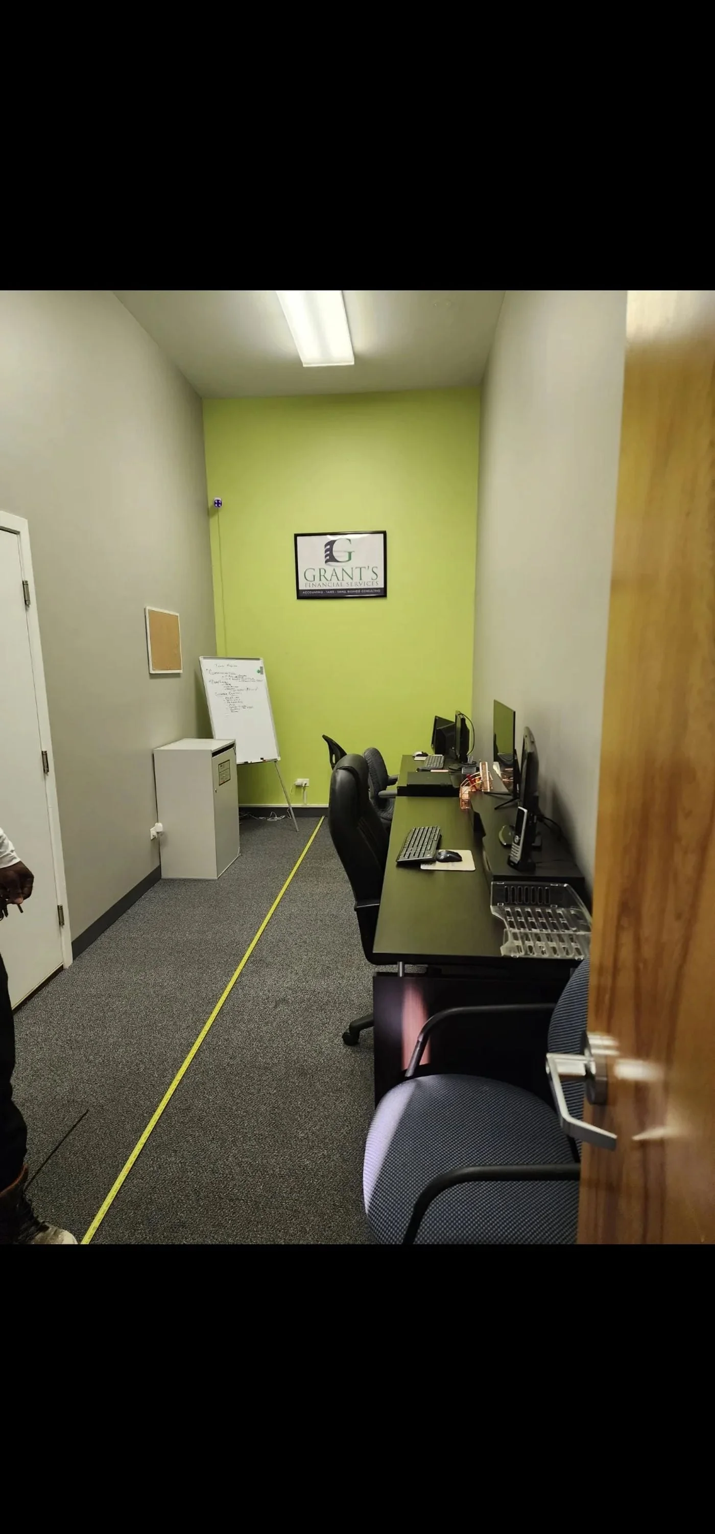 Photo 2 of 2008 S Wabash Ave, Chicago, IL 60616