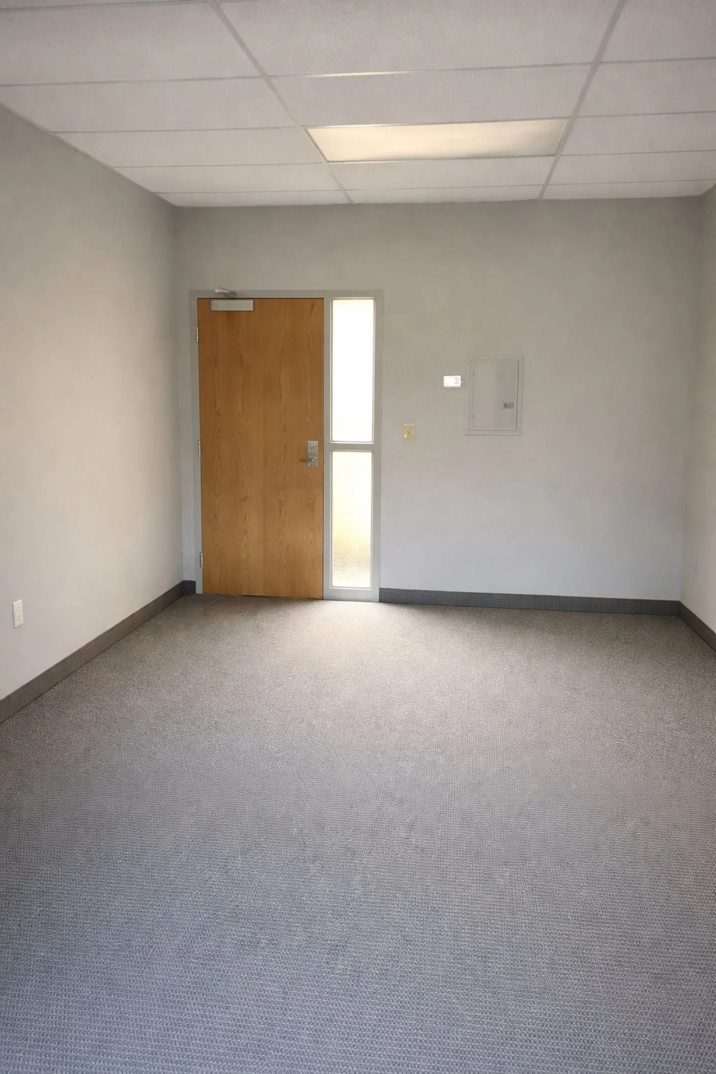 Photo 1 of 2940 Hebron Park Dr, Hebron, KY 41048