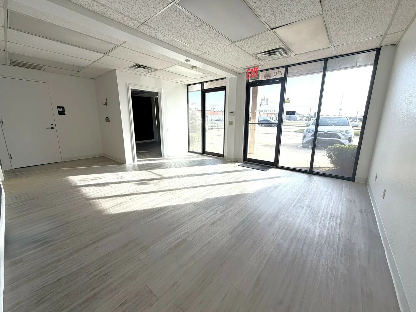 Photo 2 of 710 West Wilshire Boulevard, Oklahoma City, OK 73116