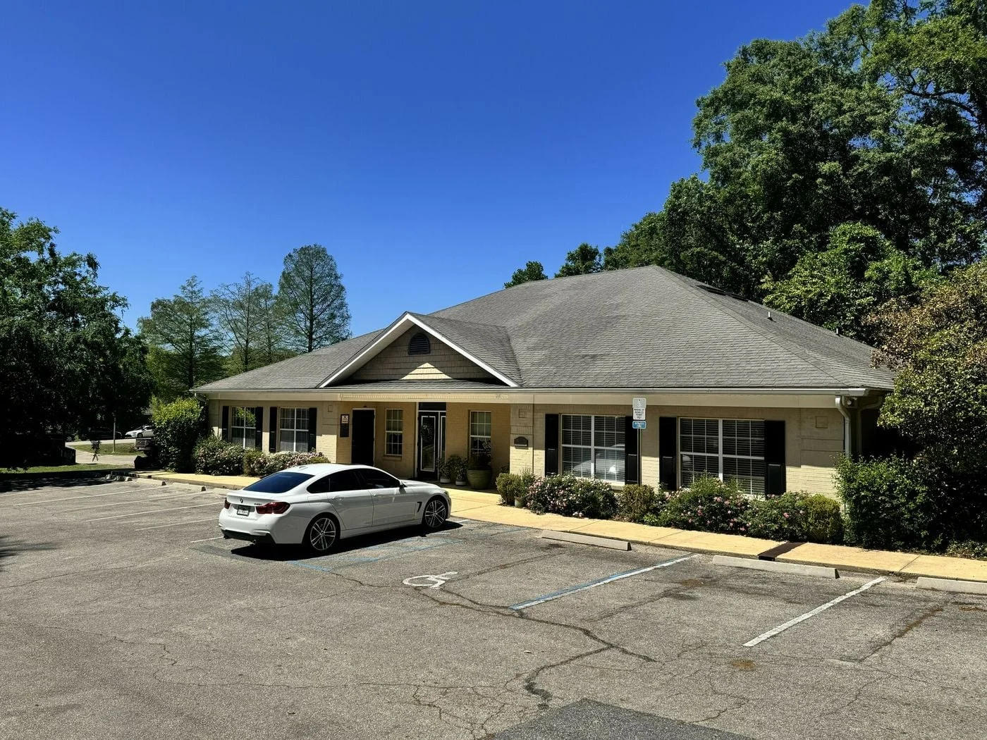 Photo 2 of 1910 Buford Blvd Ste B, Tallahassee, FL 32308