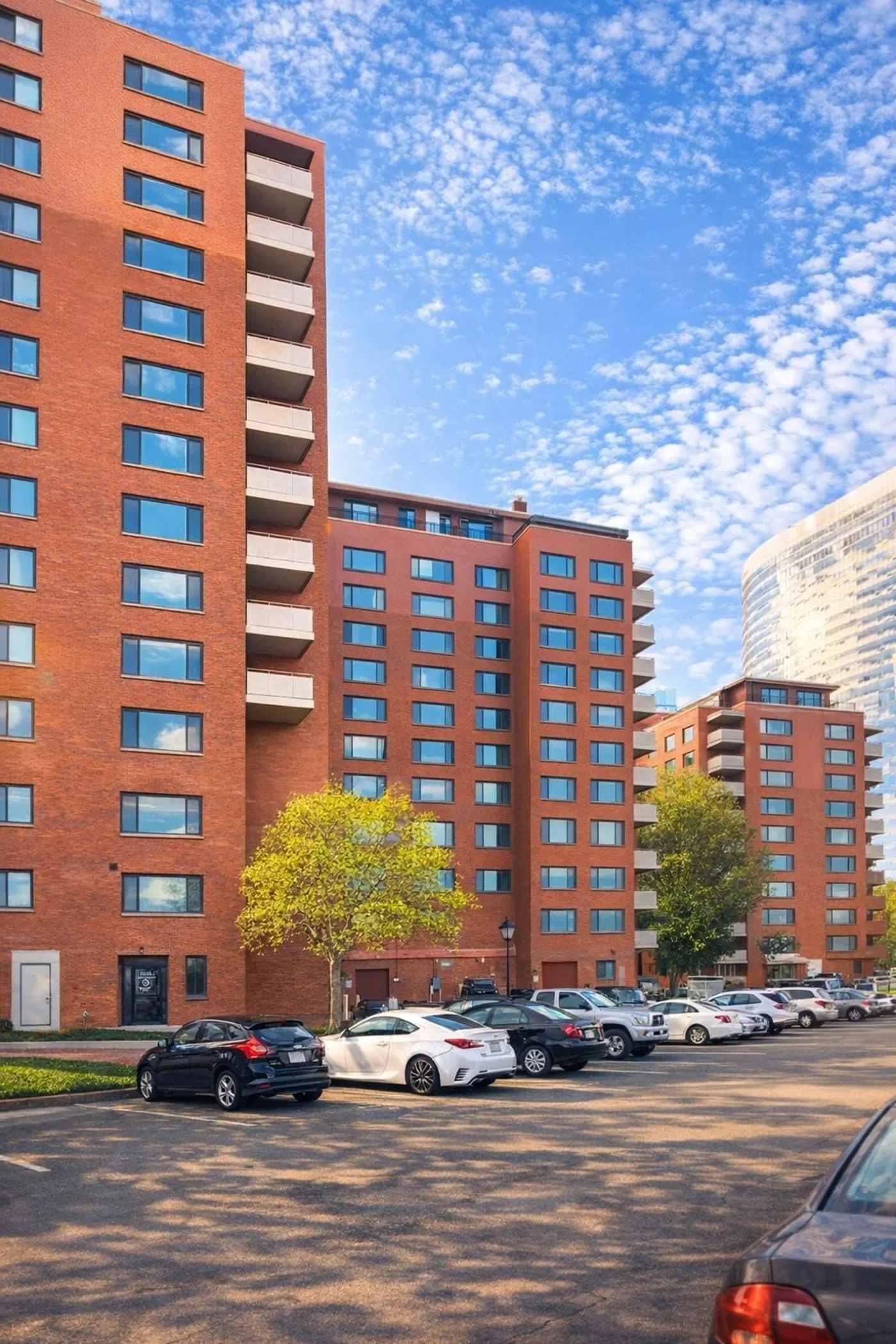 Photo 1 of 1011 Arlington Blvd, Arlington, VA 22209