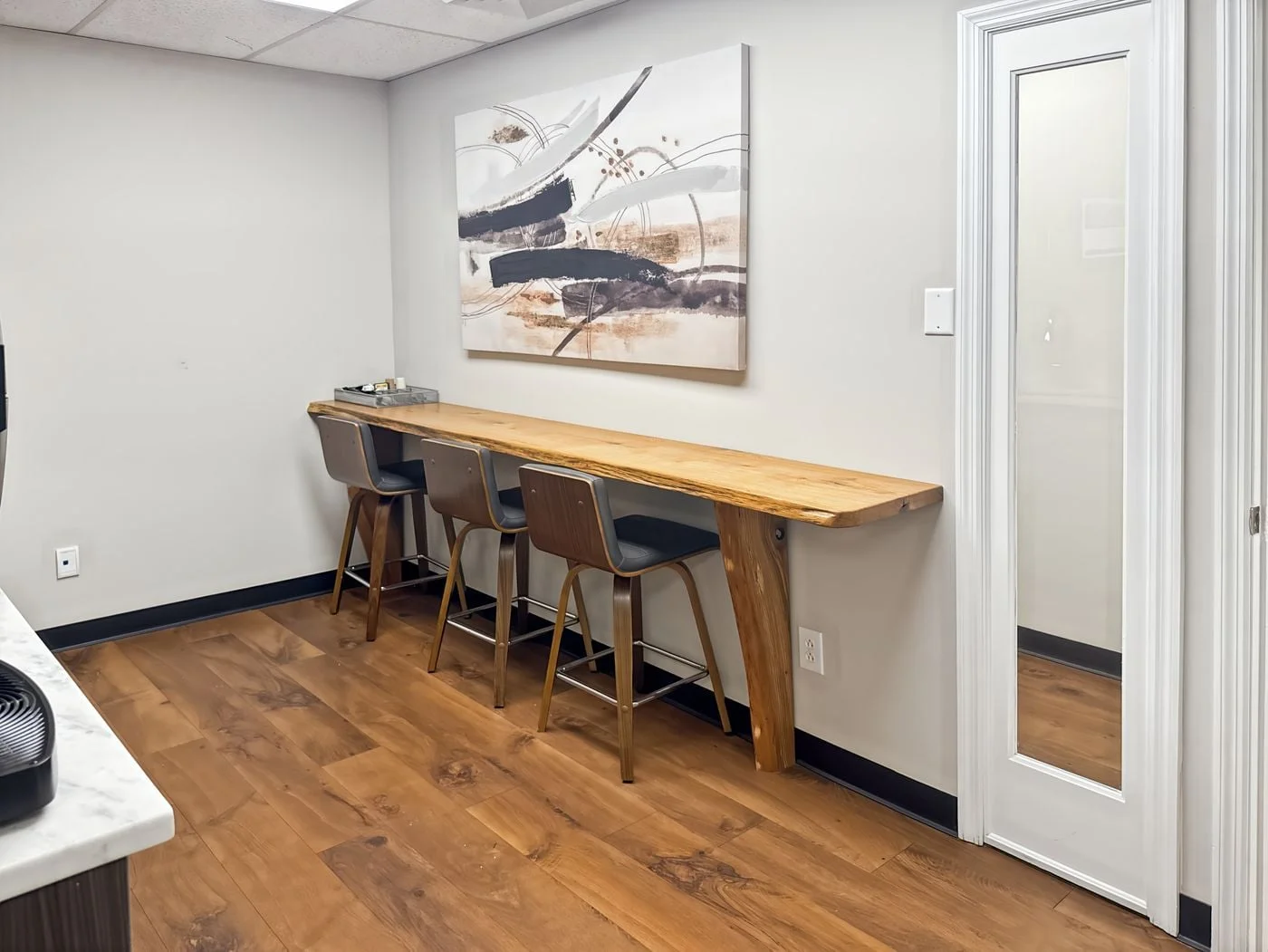 Photo 3 of 15620 Manchester Road 2nd Floor, St Louis, MO 63011