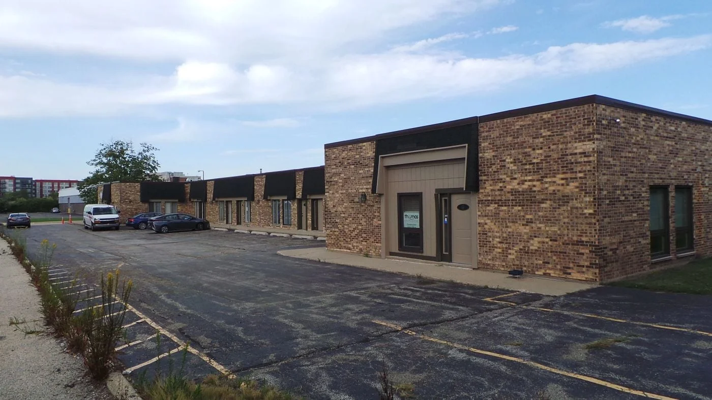 Photo 1 of 3605 Woodhead Dr, Northbrook, IL 60062