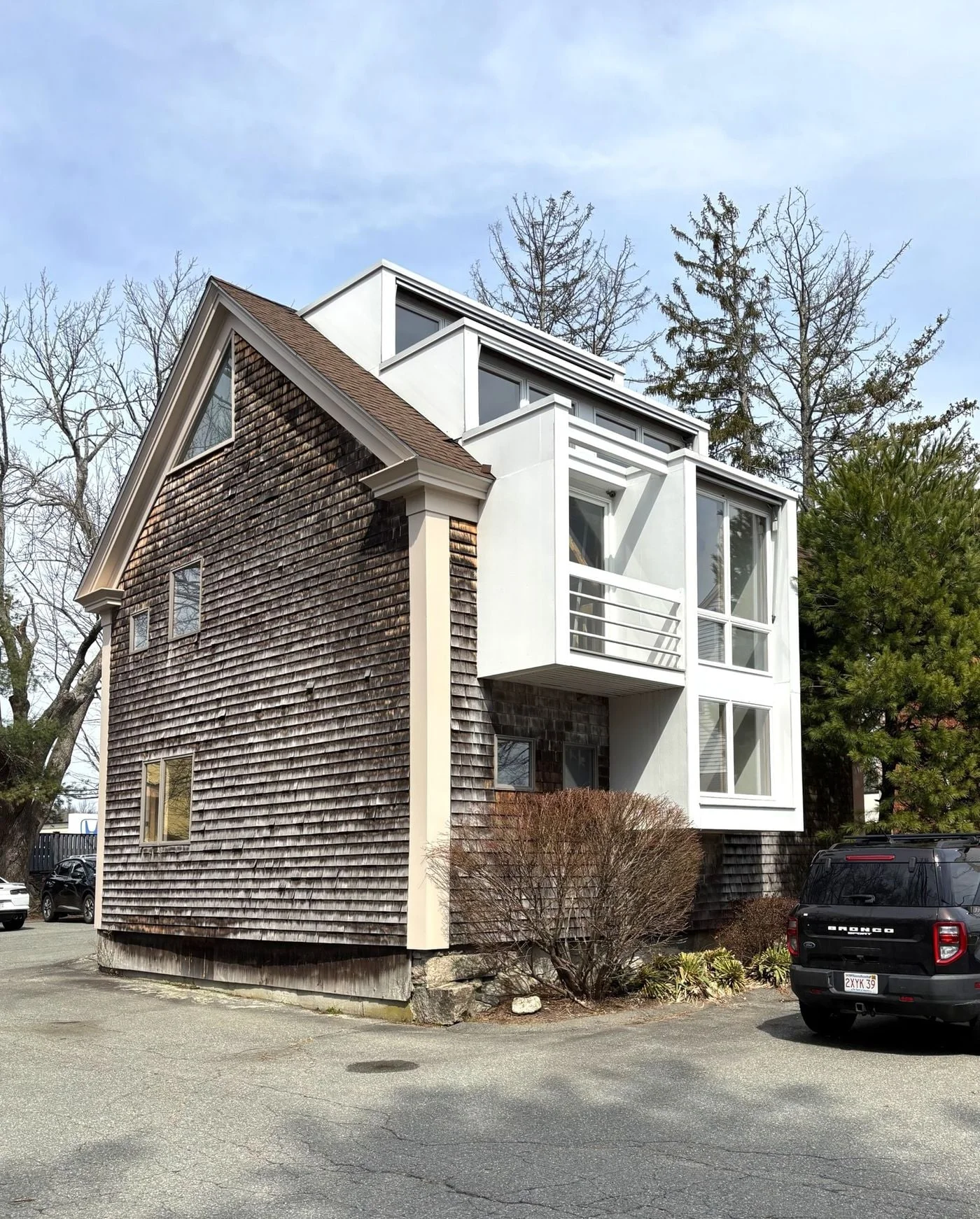 Photo 1 of 2048 Washington St, Hanover, MA 02339