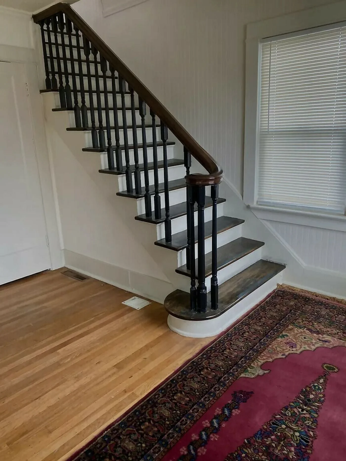 Photo 3 of 6805 SE 82nd Ave, Portland, OR 97266