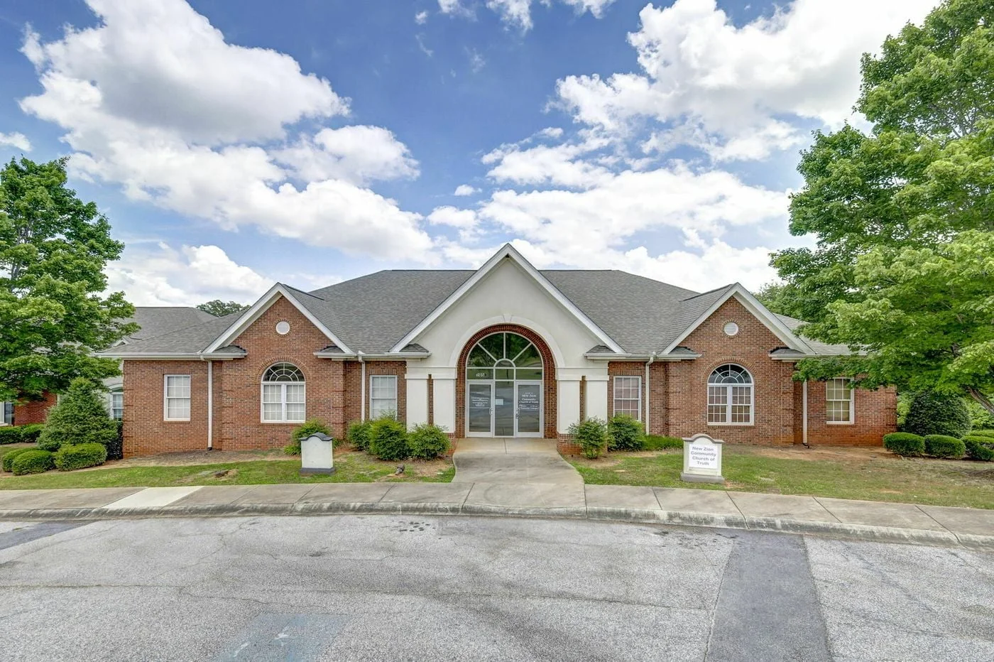 Photo 1 of 205 Central Park Ln, Seneca, SC 29678