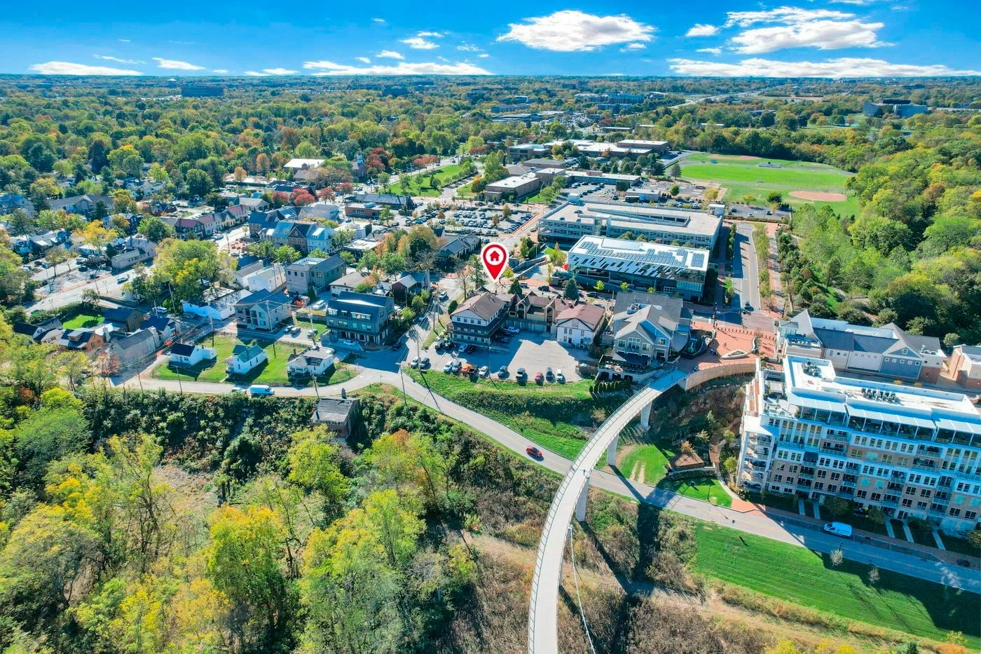 Photo 3 of 20 North St, Dublin, OH 43017