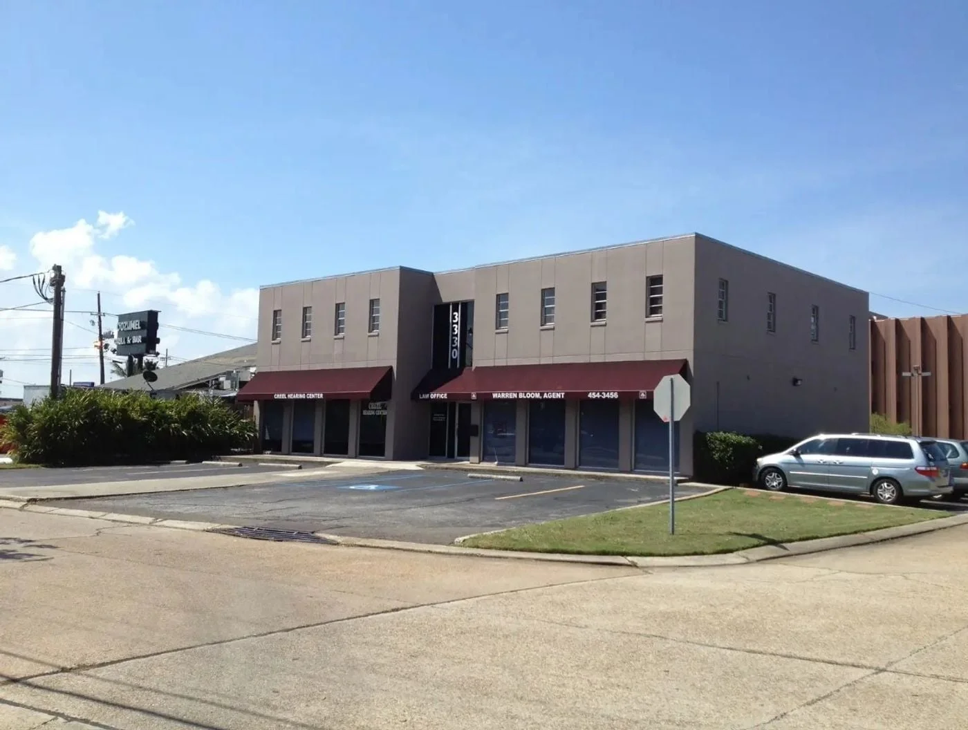 Photo 1 of 3330 Lake Villa Drive, Metairie, LA 70002