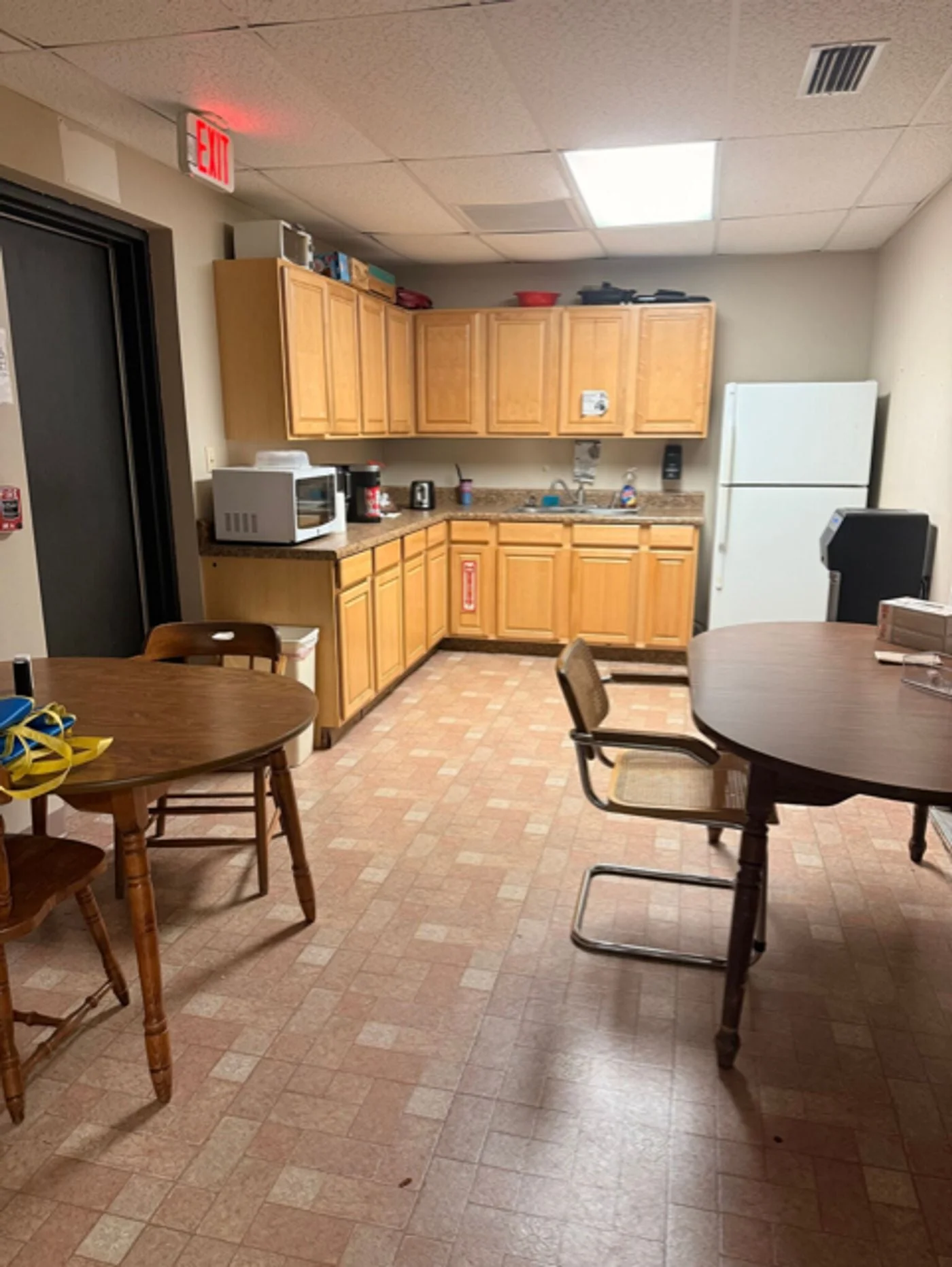 Photo 3 of 1611 Jaydell Circle, Tallahassee, FL 32308