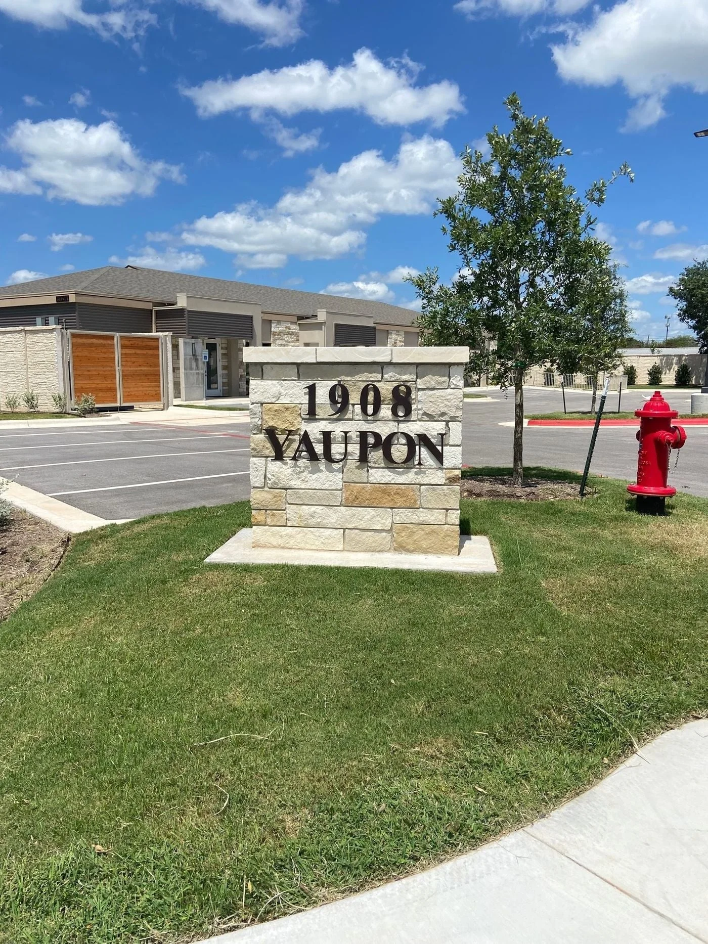Photo 1 of 1908 Yaupon Trl Bldg 1, Suite #104, Cedar Park, TX 78613
