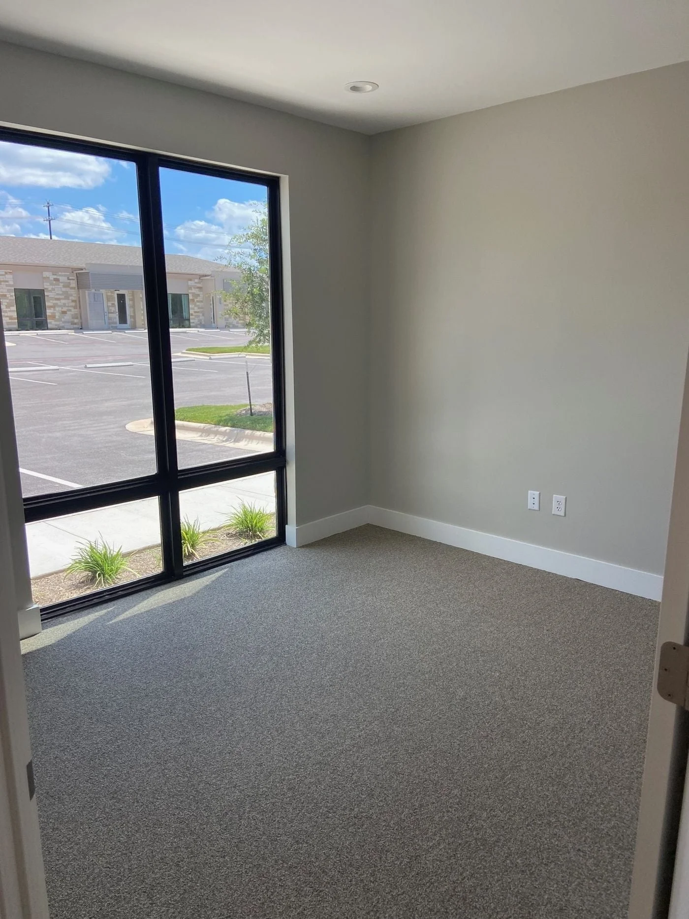 Photo 2 of 1908 Yaupon Trl Bldg 1, Suite #104, Cedar Park, TX 78613