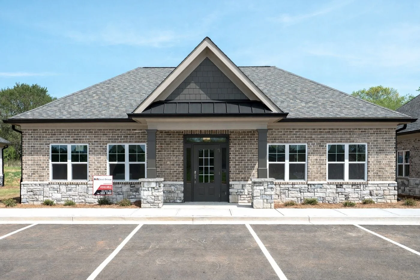 Photo 1 of 1060 Garland Dr, Bldg 300, Bogart, GA 30622