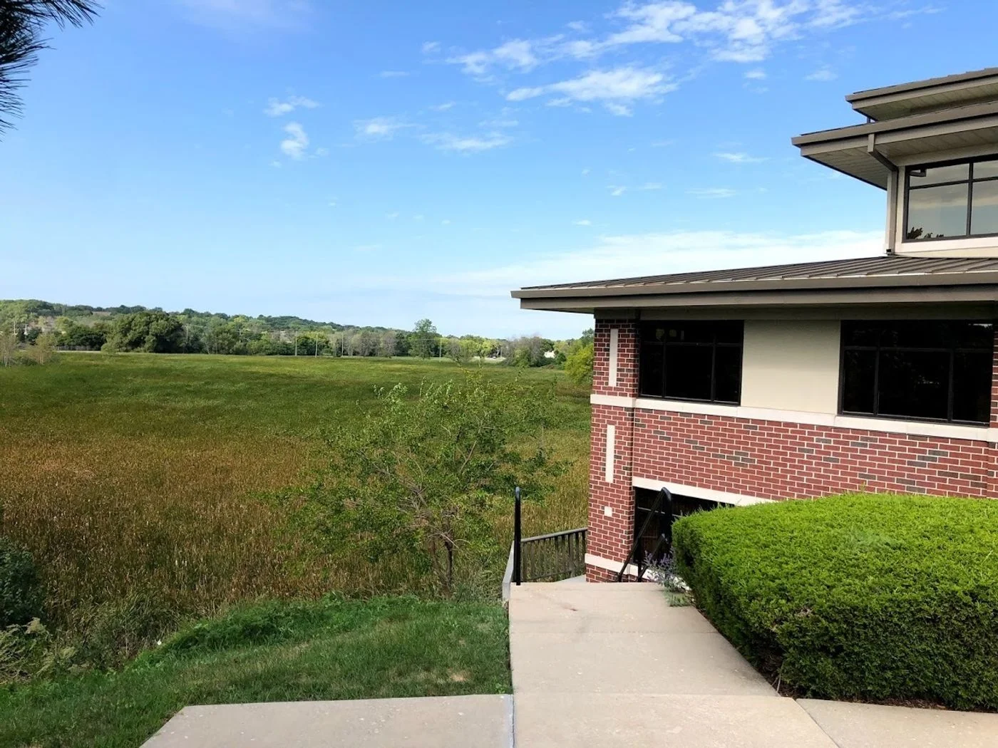 Photo 2 of 1166 Quail Ct, Pewaukee, WI 53072
