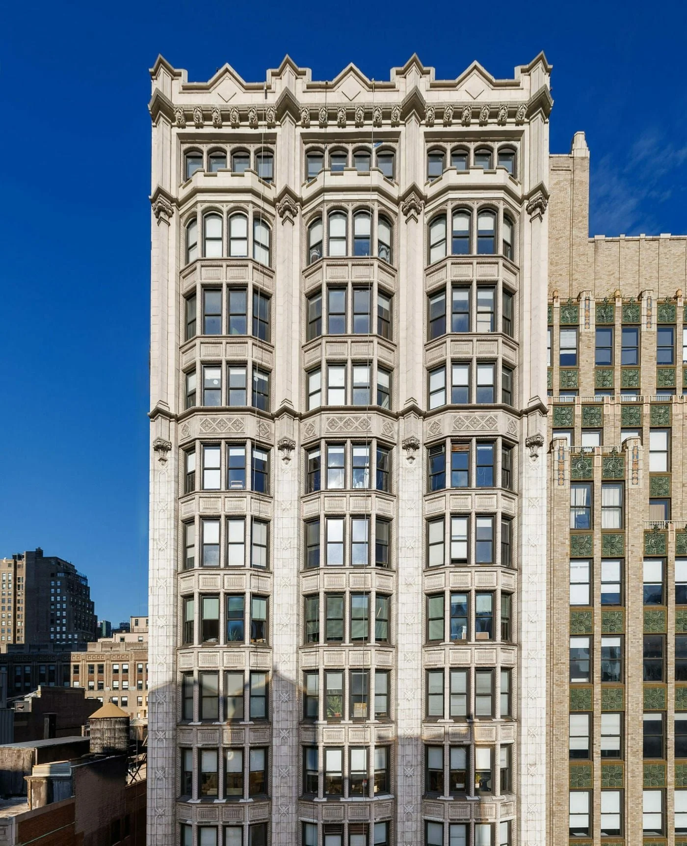 Photo 1 of 141 W 36th St, New York, NY 10018