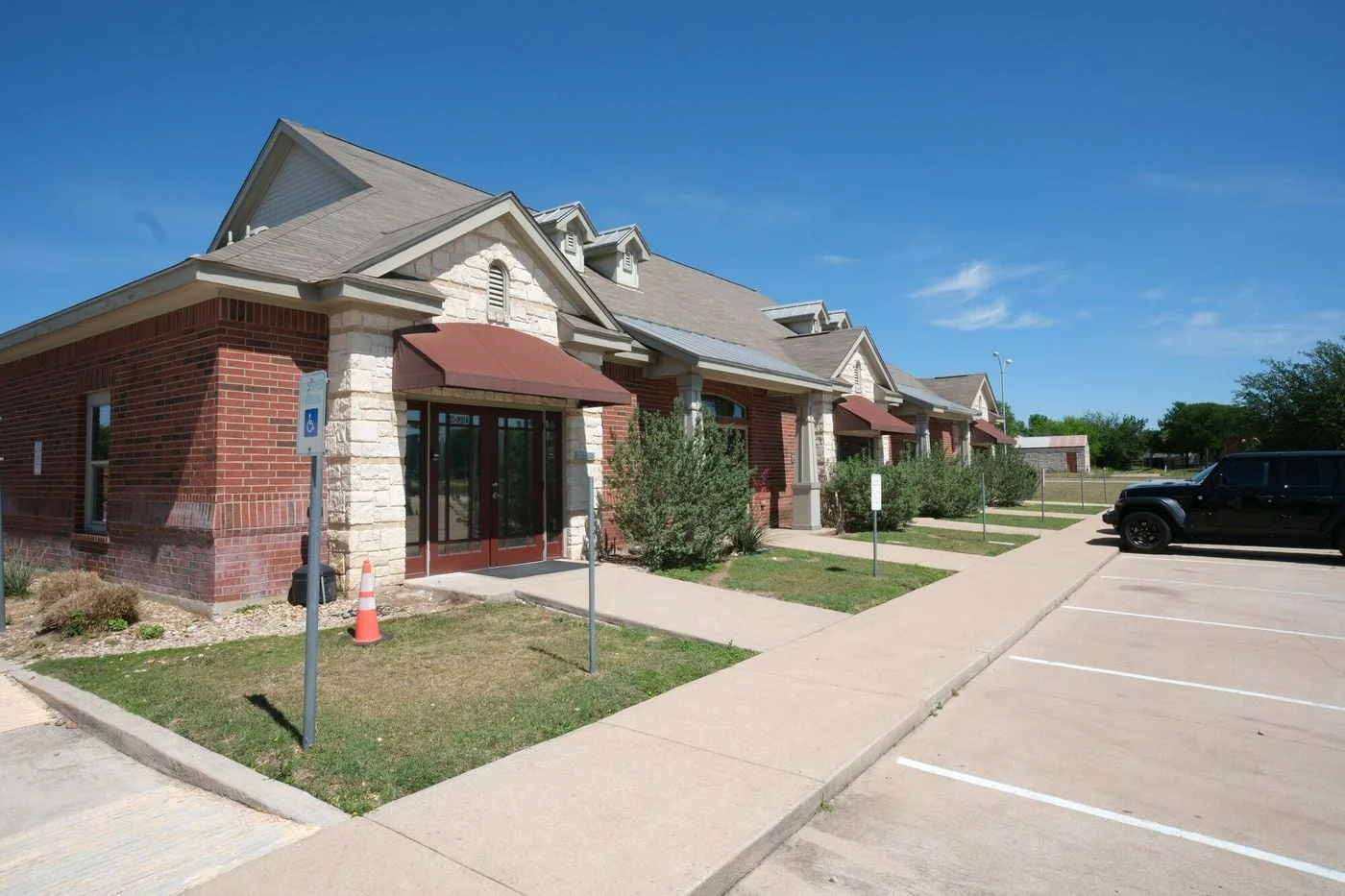 Photo 2 of 1317 Picadilly Drive, Pflugerville, TX 78660