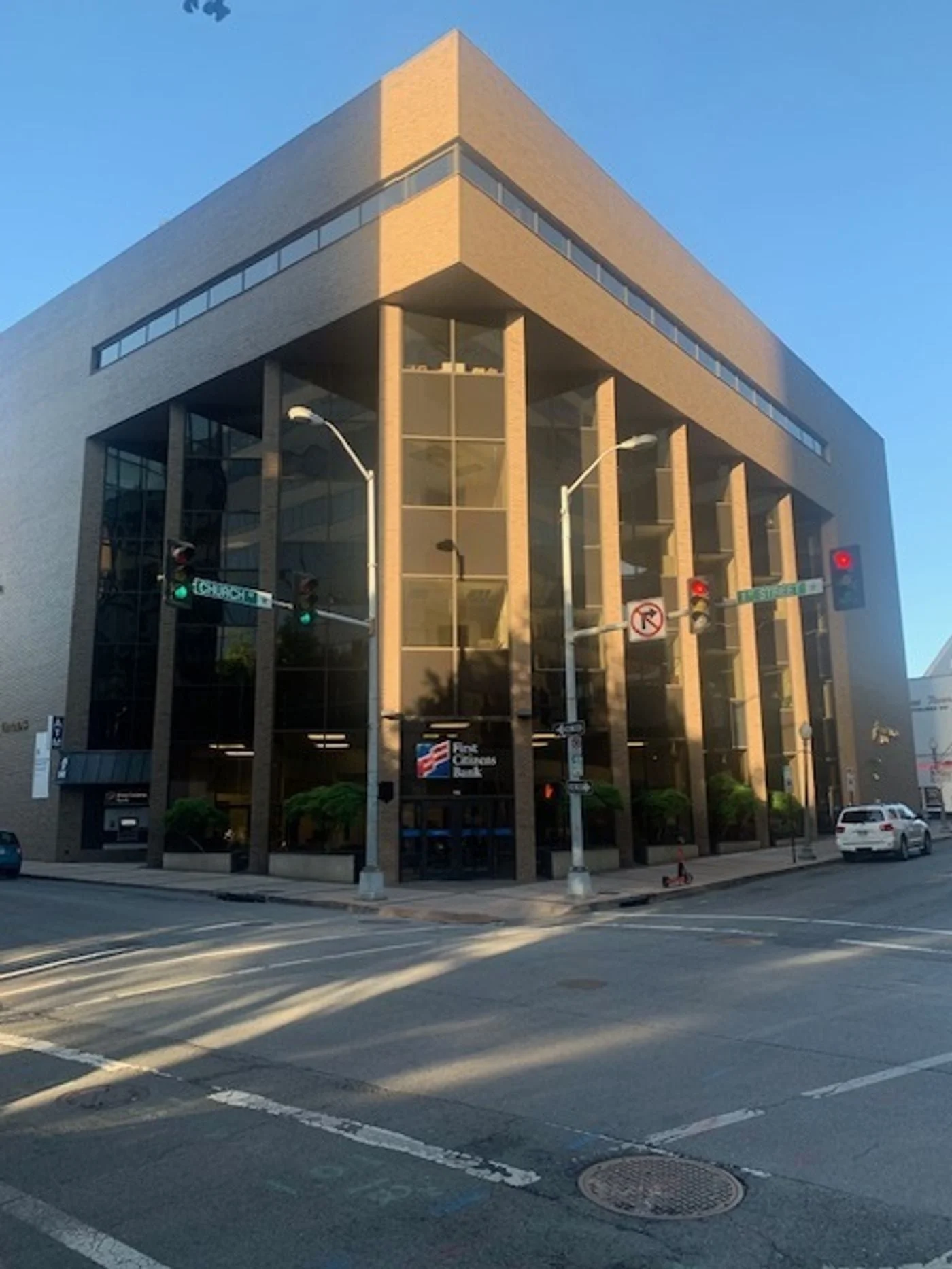 Photo 3 of 110 Church Ave, Roanoke, VA 24011