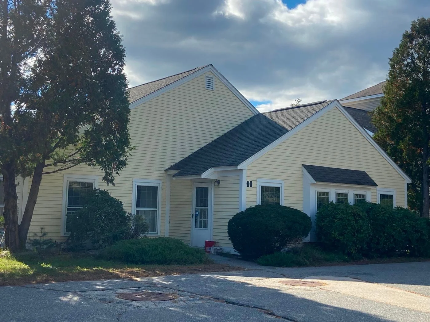 Photo 2 of 31 Old Nashua Road, Amherst, NH 03031