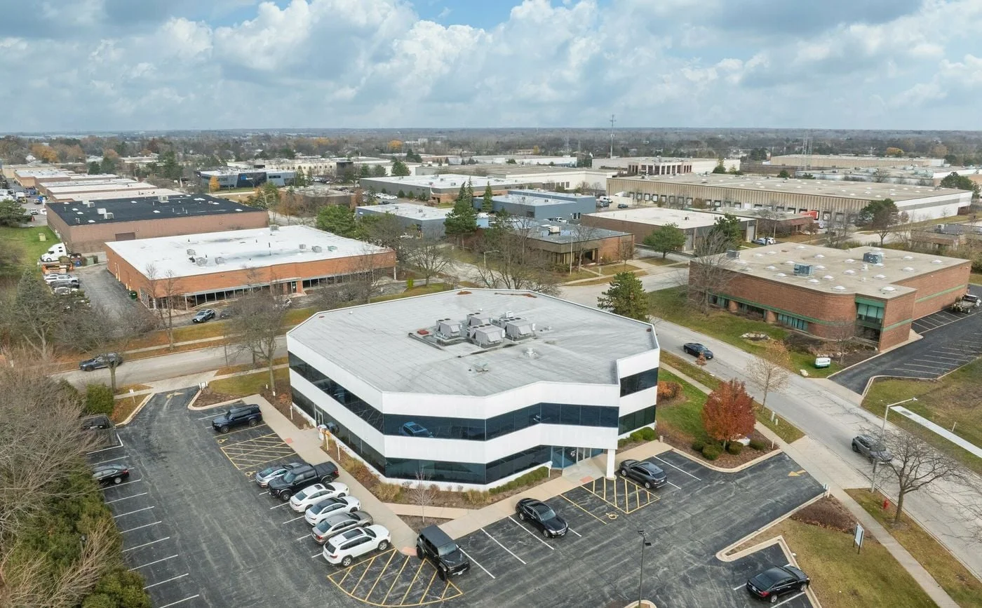 Photo 3 of 100 Lexington Dr, Buffalo Grove, IL 60089