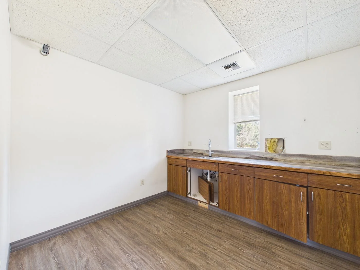 Photo 2 of 1727 South Ray Street, Spokane, WA 99223