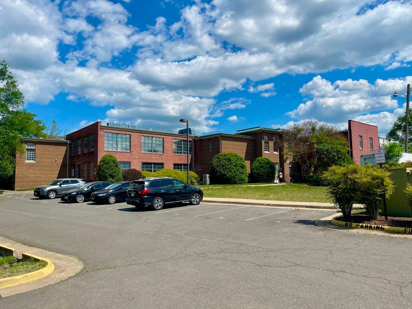 Photo 2 of 513 Prince Edward Street, Fredericksburg, VA 22401