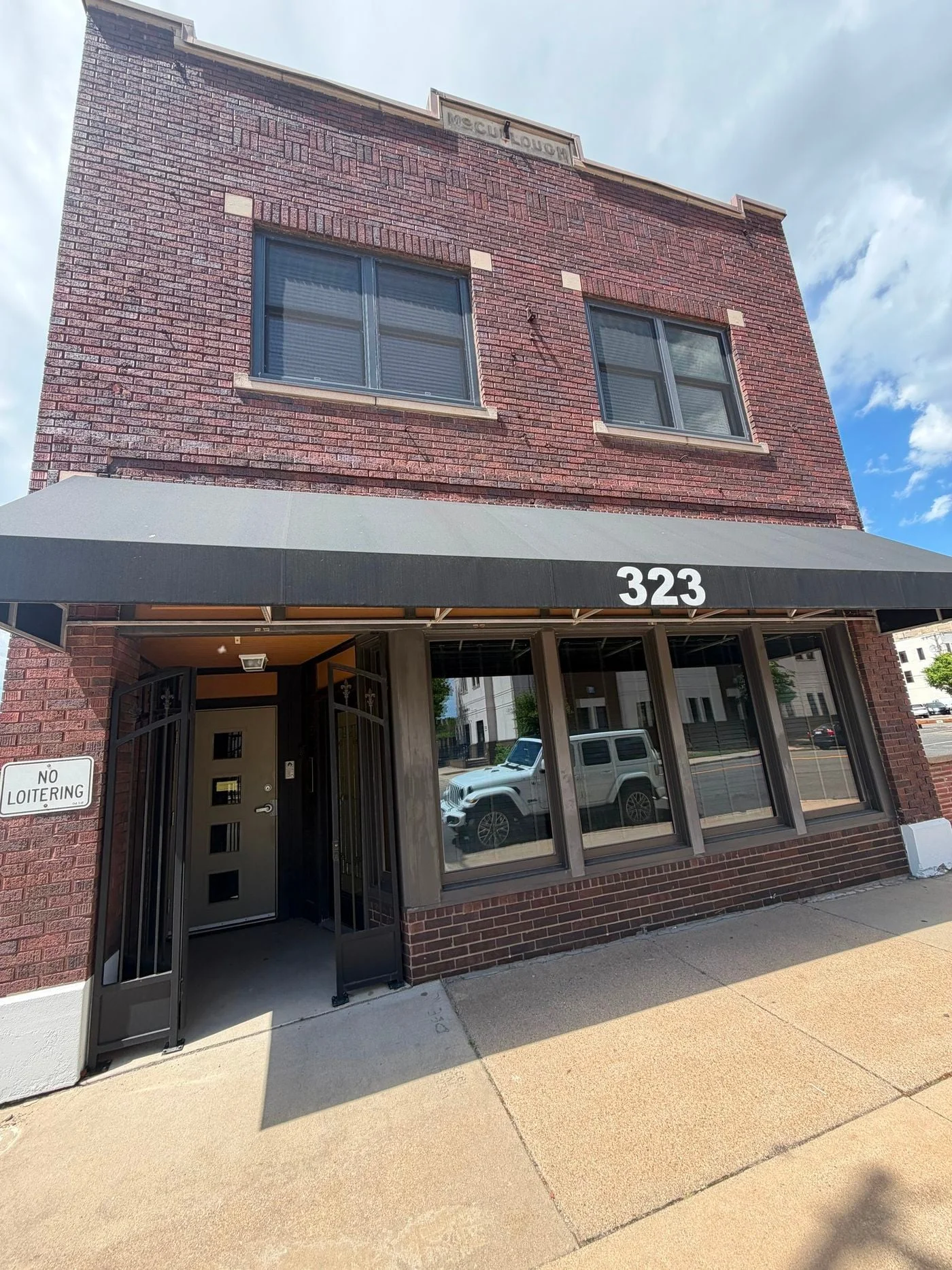 Photo 2 of 323 N Market St, Wichita, KS 67202