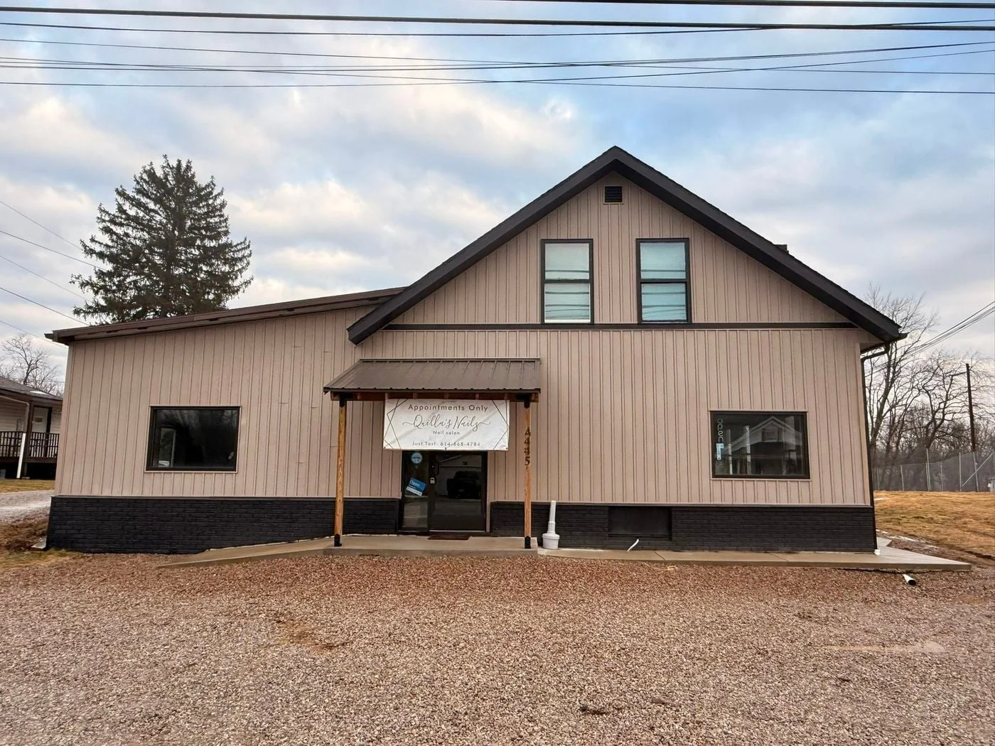 Photo 2 of 4445 East Pike, Zanesville, OH 43701