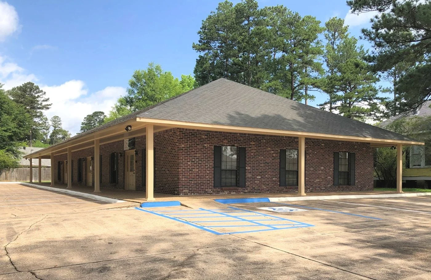 Photo 3 of 9140 Newcastle Dr, Shreveport, LA 71129