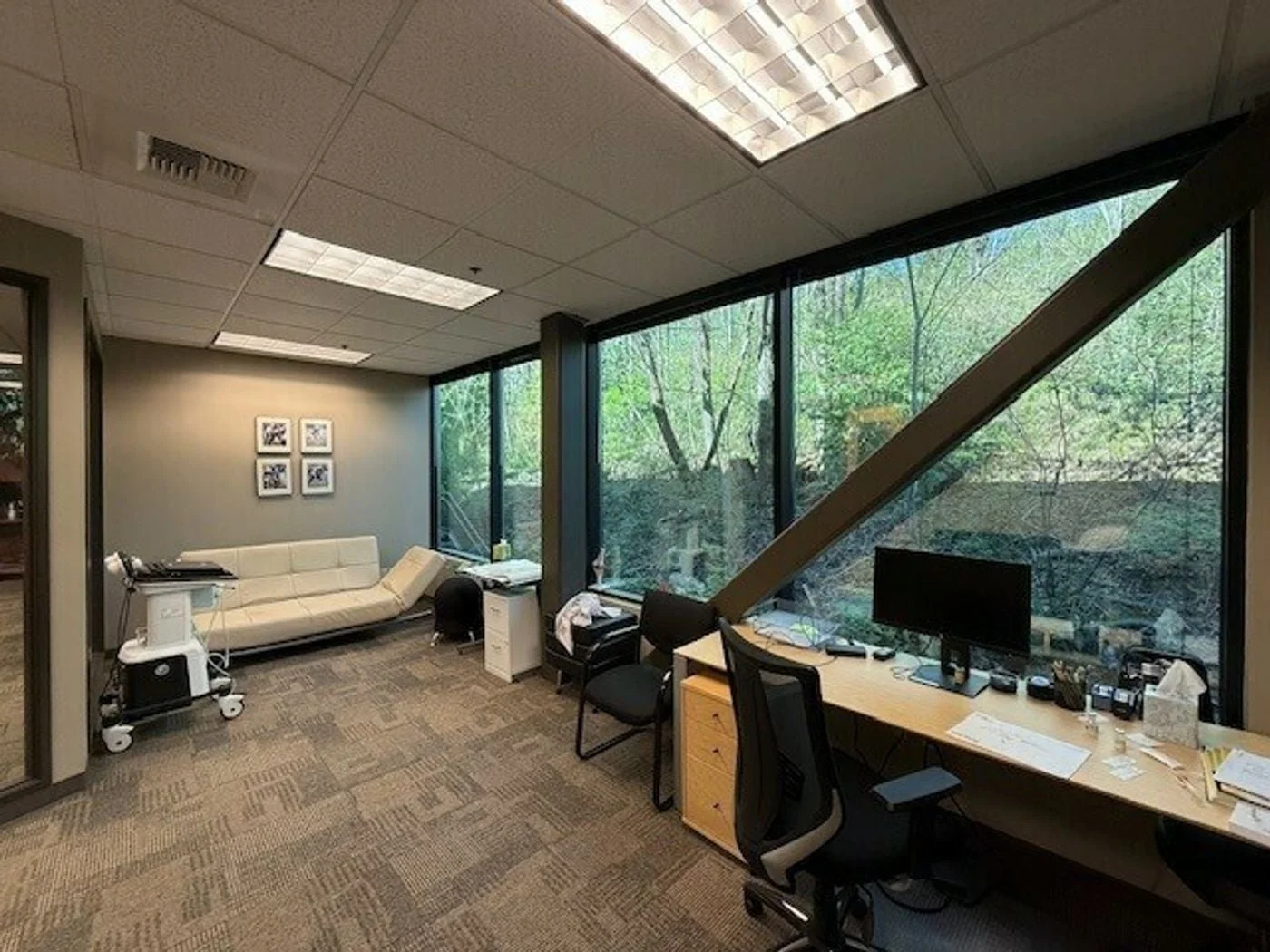 Photo 3 of 1201 Monster Rd SW, Renton, WA 98057