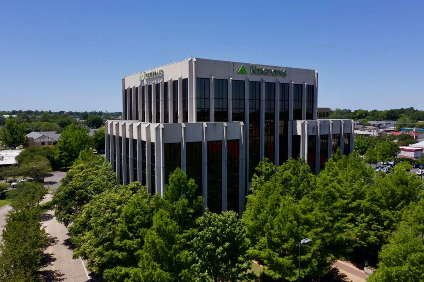 Photo 3 of 1439 Centre Ct , Alexandria, LA 71301