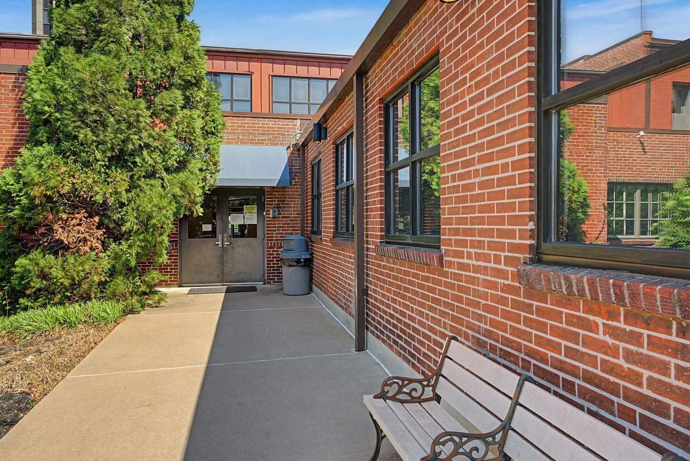 Photo 3 of 301 Broadway St, Cape Girardeau, MO 63701